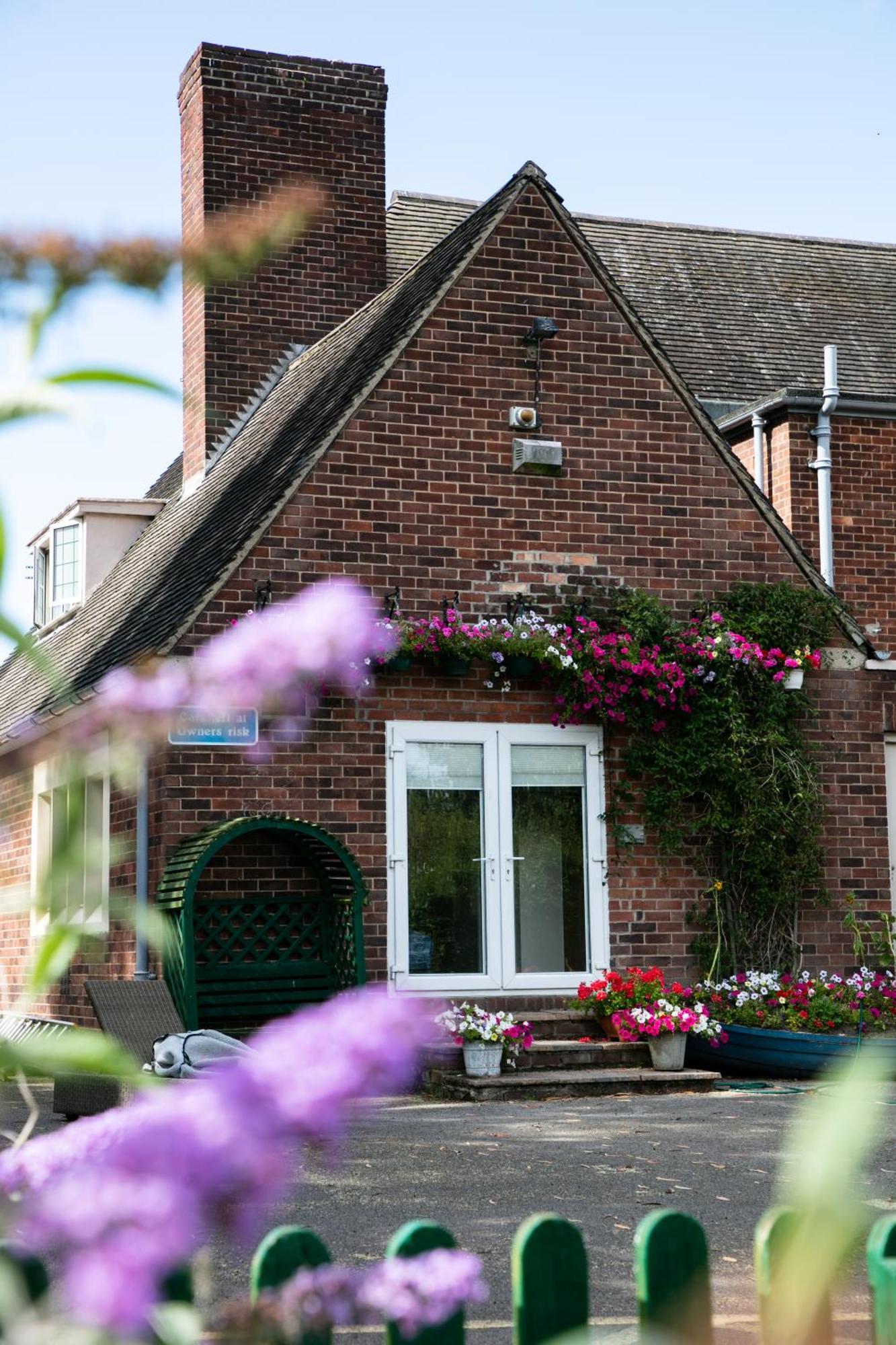 Dorset Arms Hotel والسيند المظهر الخارجي الصورة